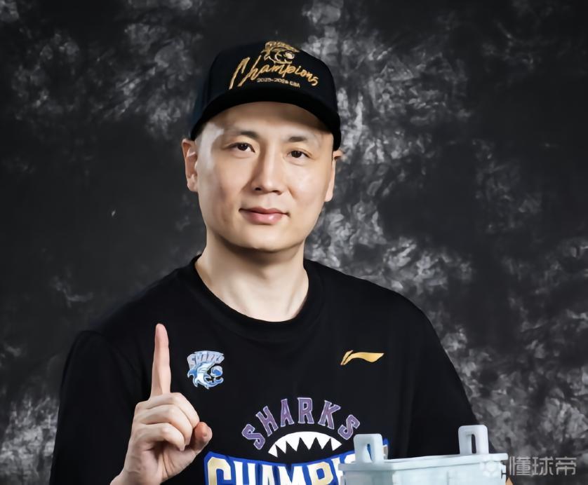 卢伟:教练和球员会继续拼搏,为上海这座城市带来更多的胜利