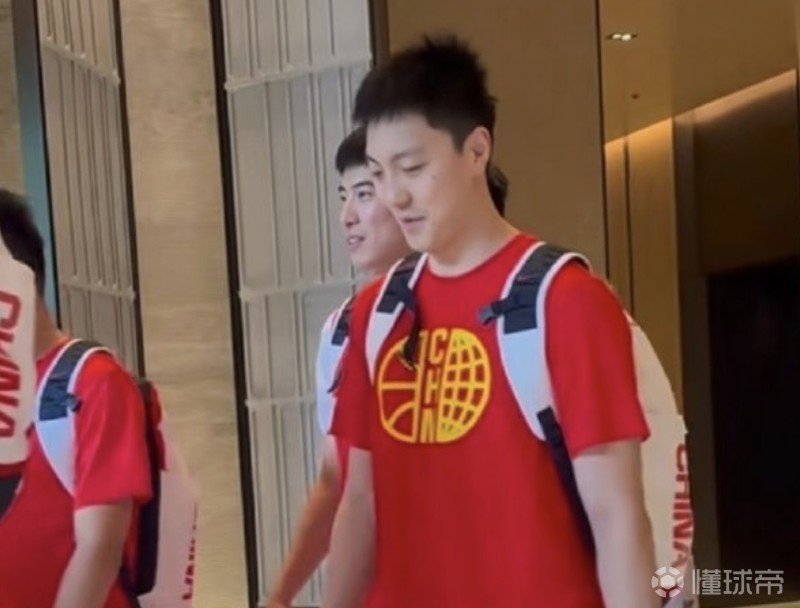 朱芳雨:徐杰胡明轩都是因伤离开国家队,崔永熙还需时间找回状态