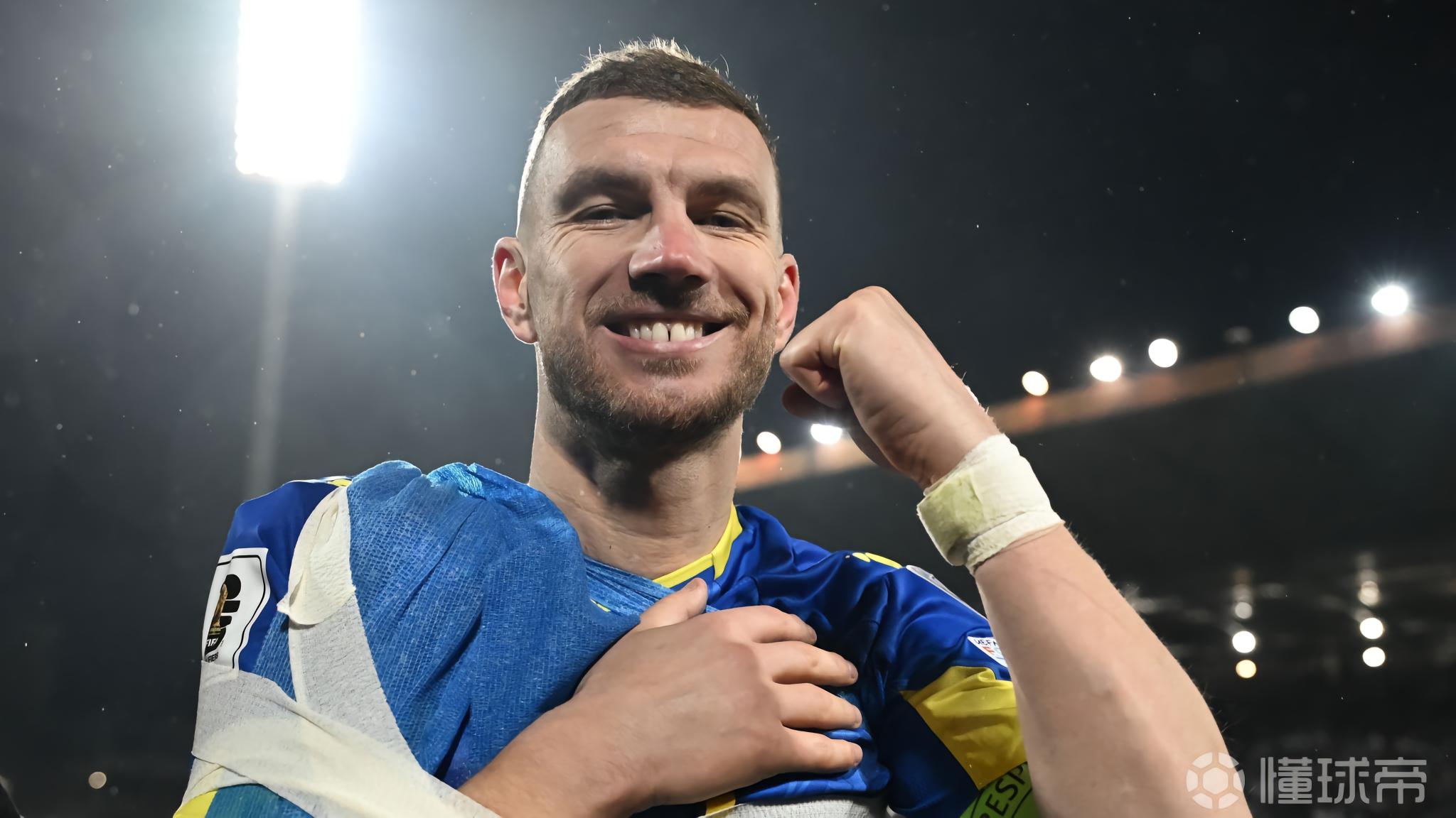 哲科:没想过自己40岁还能踢球;14年世界杯没进淘汰赛是遗憾